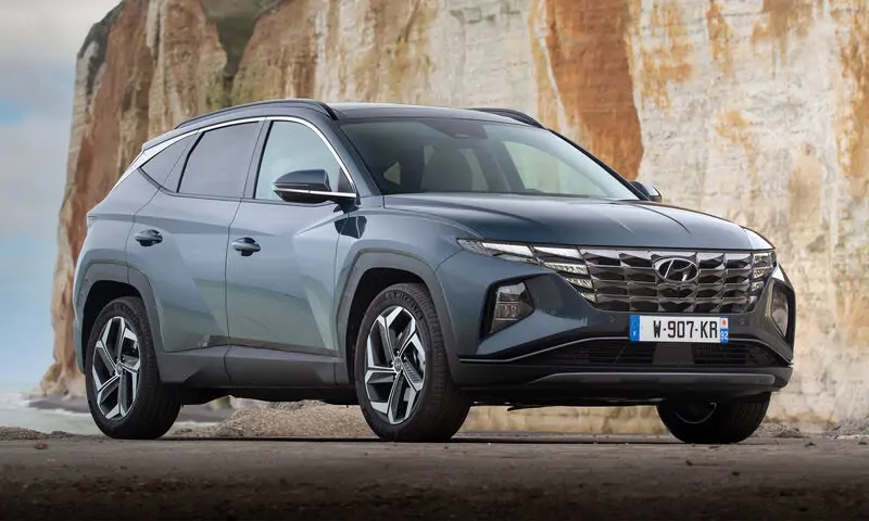 Habitacle spacieux du Hyundai TUCSON Hybrid avec sièges confort